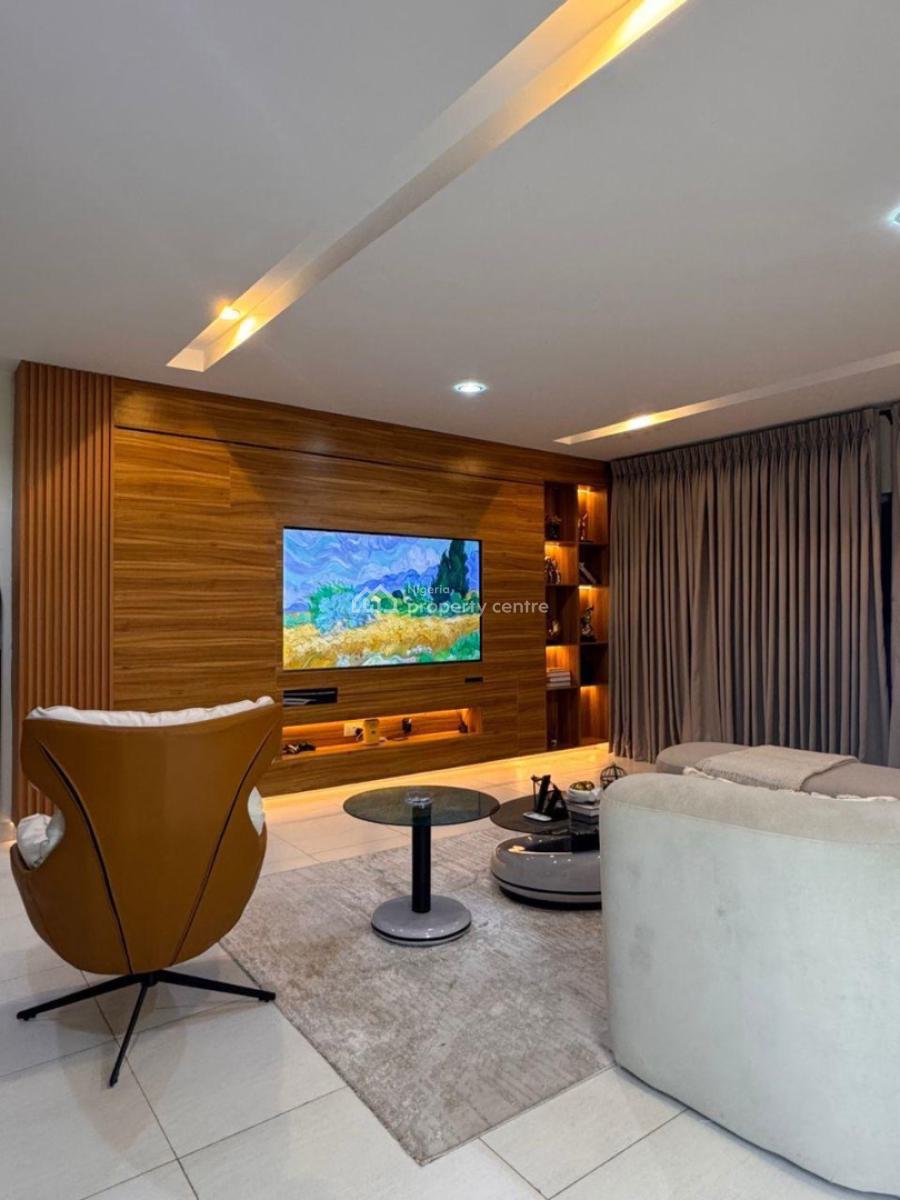 Luxurious Exclusive 2 Bedroom Apartment with Pool, Lekki Phase 1, Lekki, Lagos, Flat / Apartment Short Let