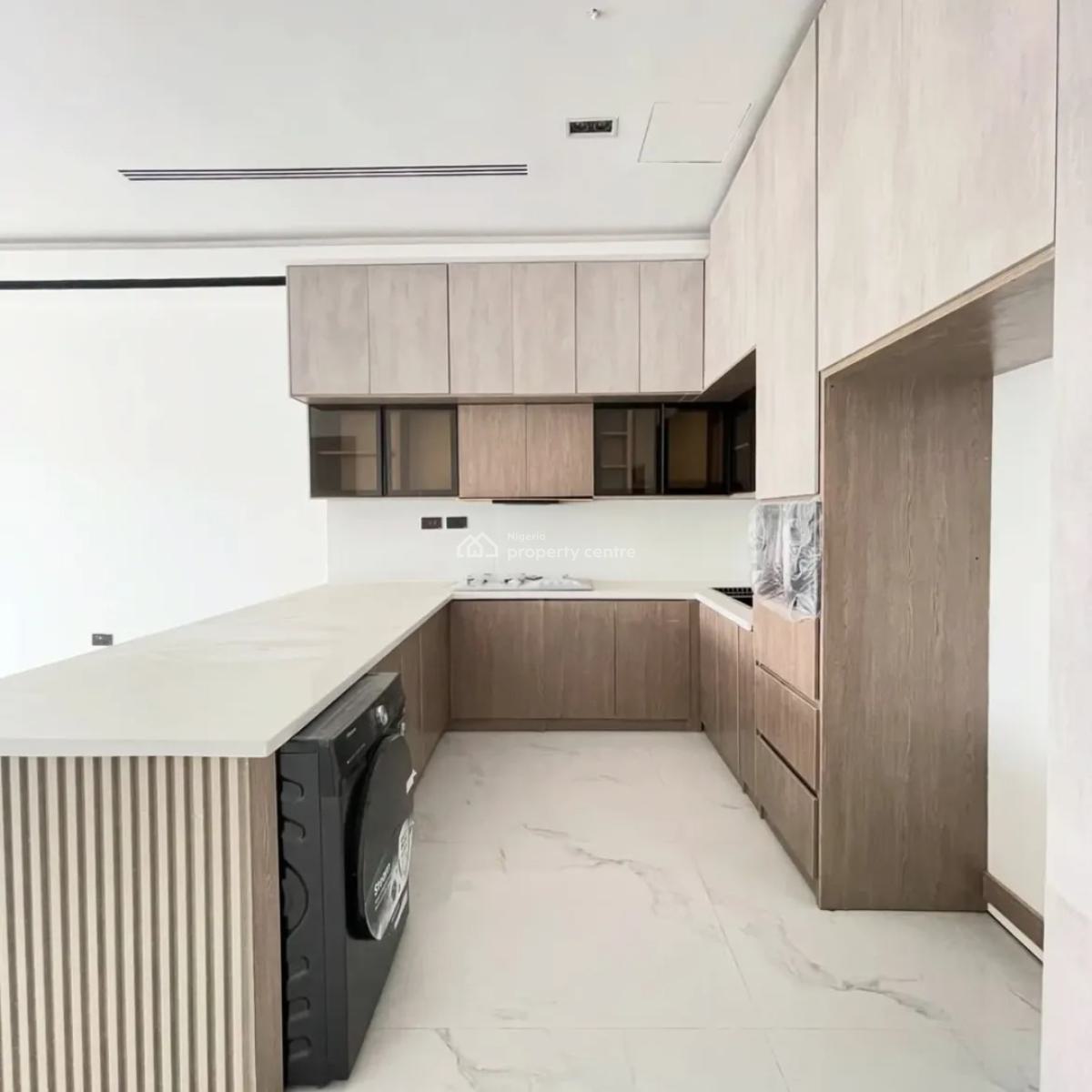 2 Bedroom Apartment, Lekki Phase 1, Lekki, Lagos, Flat / Apartment for Sale