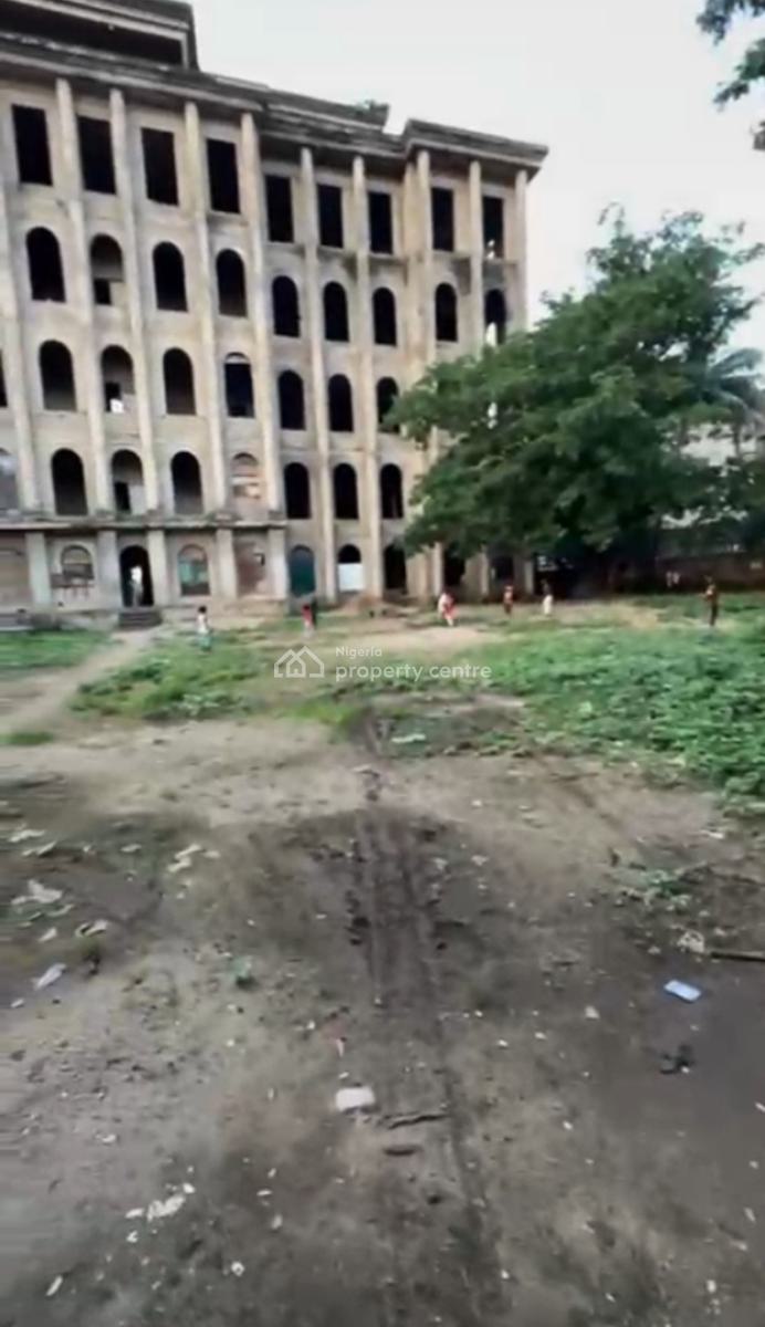 100 Rooms Uncompleted Hotel Structure, Maitama Main, Maitama District, Abuja, Hotel / Guest House for Sale