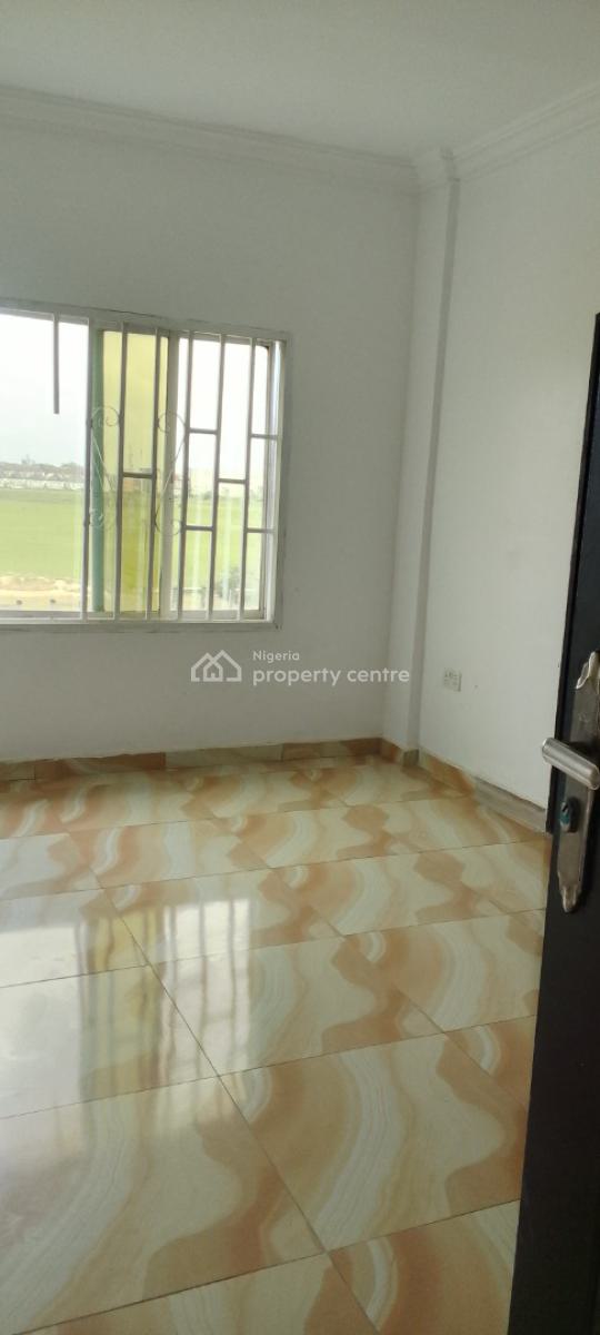 a Spacious Room Self Contained with Personal Fitted Kichen, Chevron Drive Paradise 3 Estate, Lekki, Lagos, Self Contain (single Rooms) for Rent