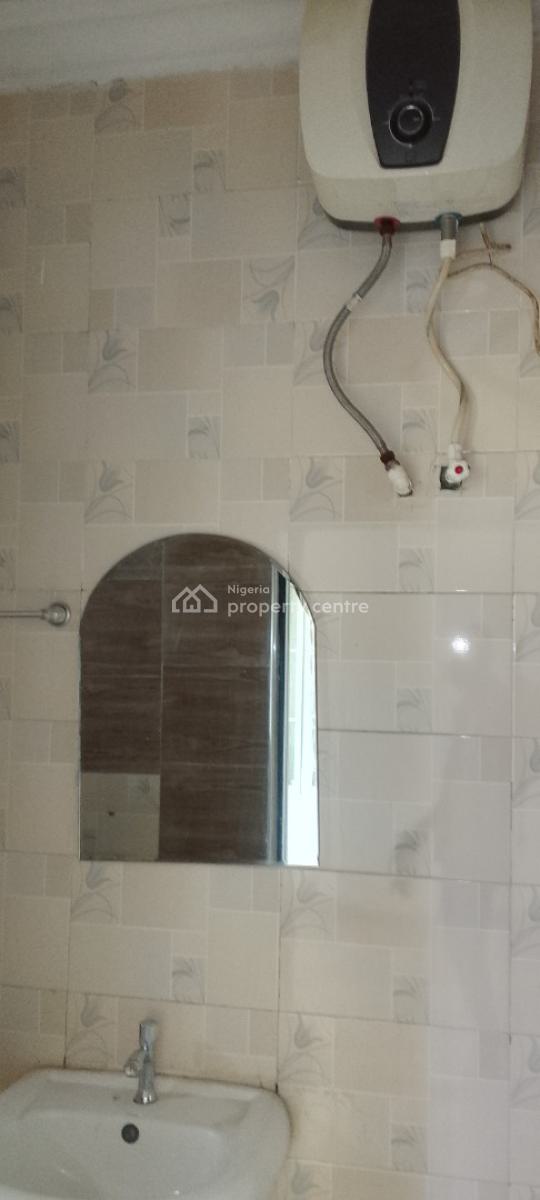 a Spacious Room Self Contained with Personal Fitted Kichen, Chevron Drive Paradise 3 Estate, Lekki, Lagos, Self Contain (single Rooms) for Rent