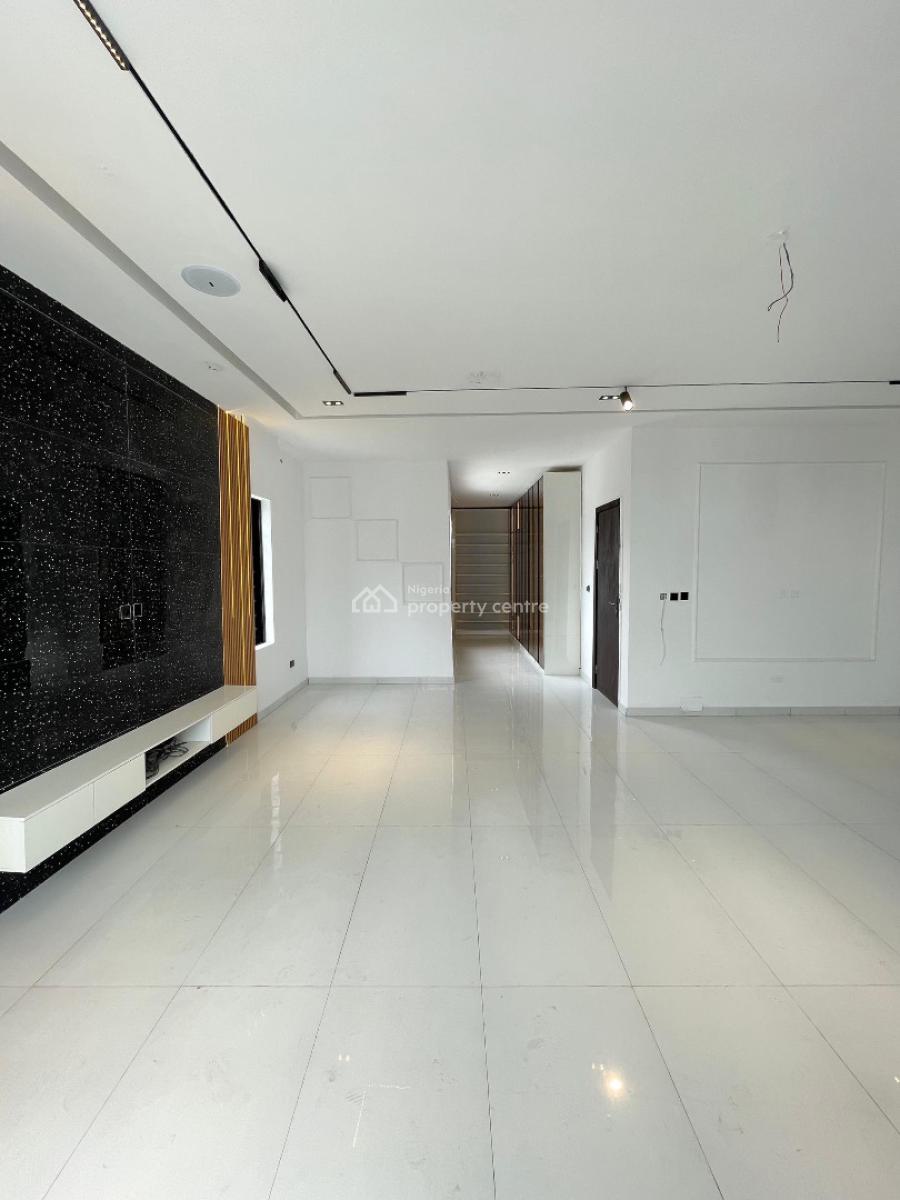 5 Bedroom Fully Detached, Lekki, Lagos, Detached Duplex for Sale