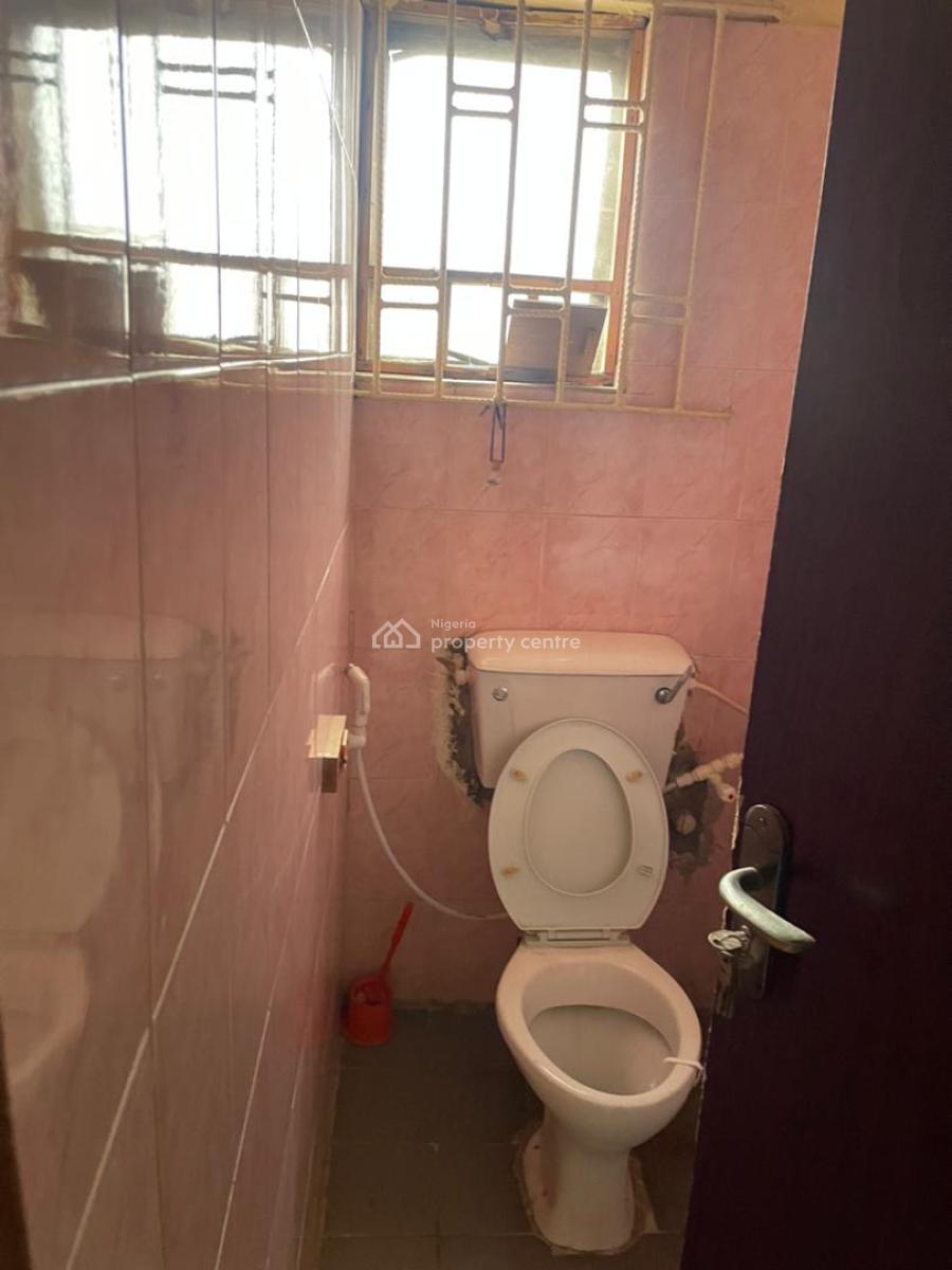3 Bedroom Flat, Gra Phase 2, Magodo, Lagos, Flat / Apartment for Rent
