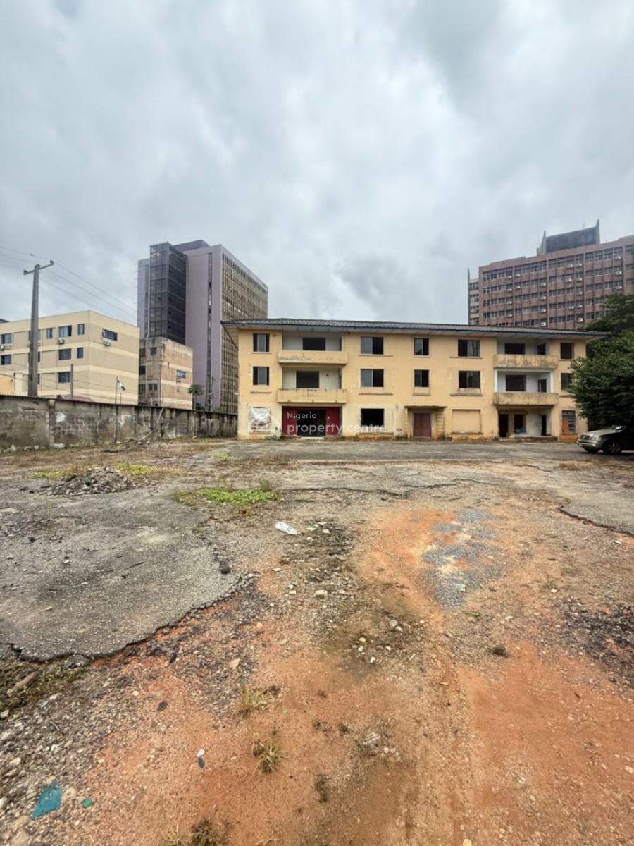 Land Measuring 2,588 Sqm with Demolishable Building, Old Ikoyi, Ikoyi, Lagos, Land for Rent