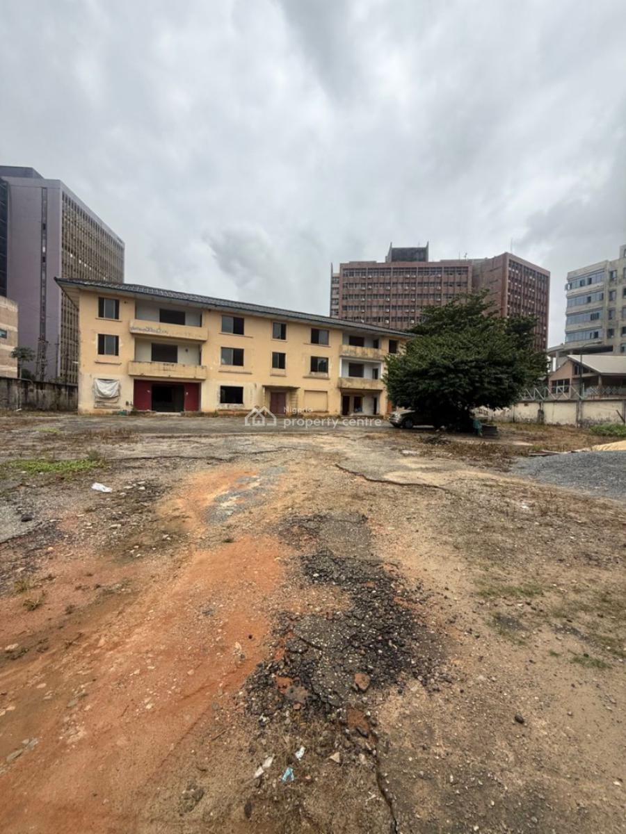 Land Measuring 2,588 Sqm with Demolishable Building, Old Ikoyi, Ikoyi, Lagos, Land for Rent