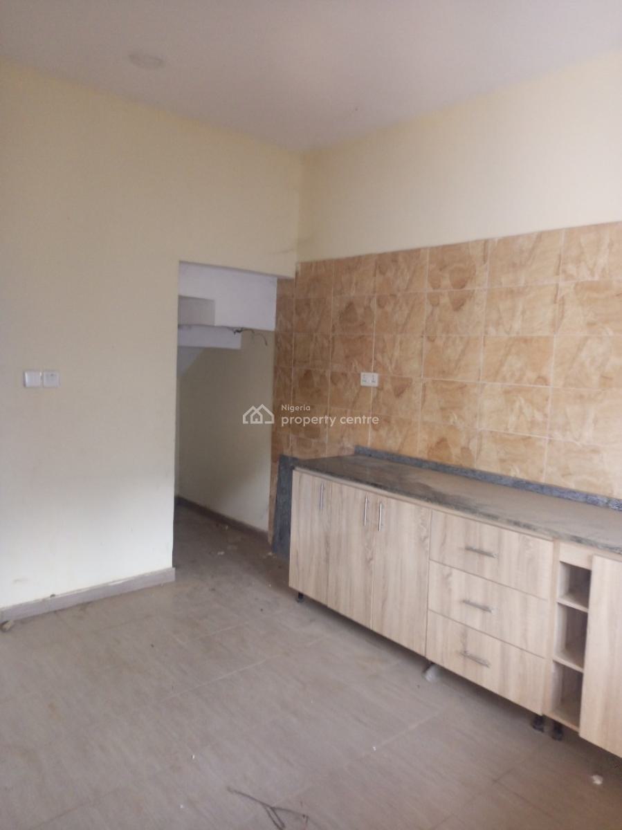 Neatly Finished Specious 3 Bedroom Terrace Duplex, Berger Clinic, Life Camp, Abuja, Terraced Duplex for Sale