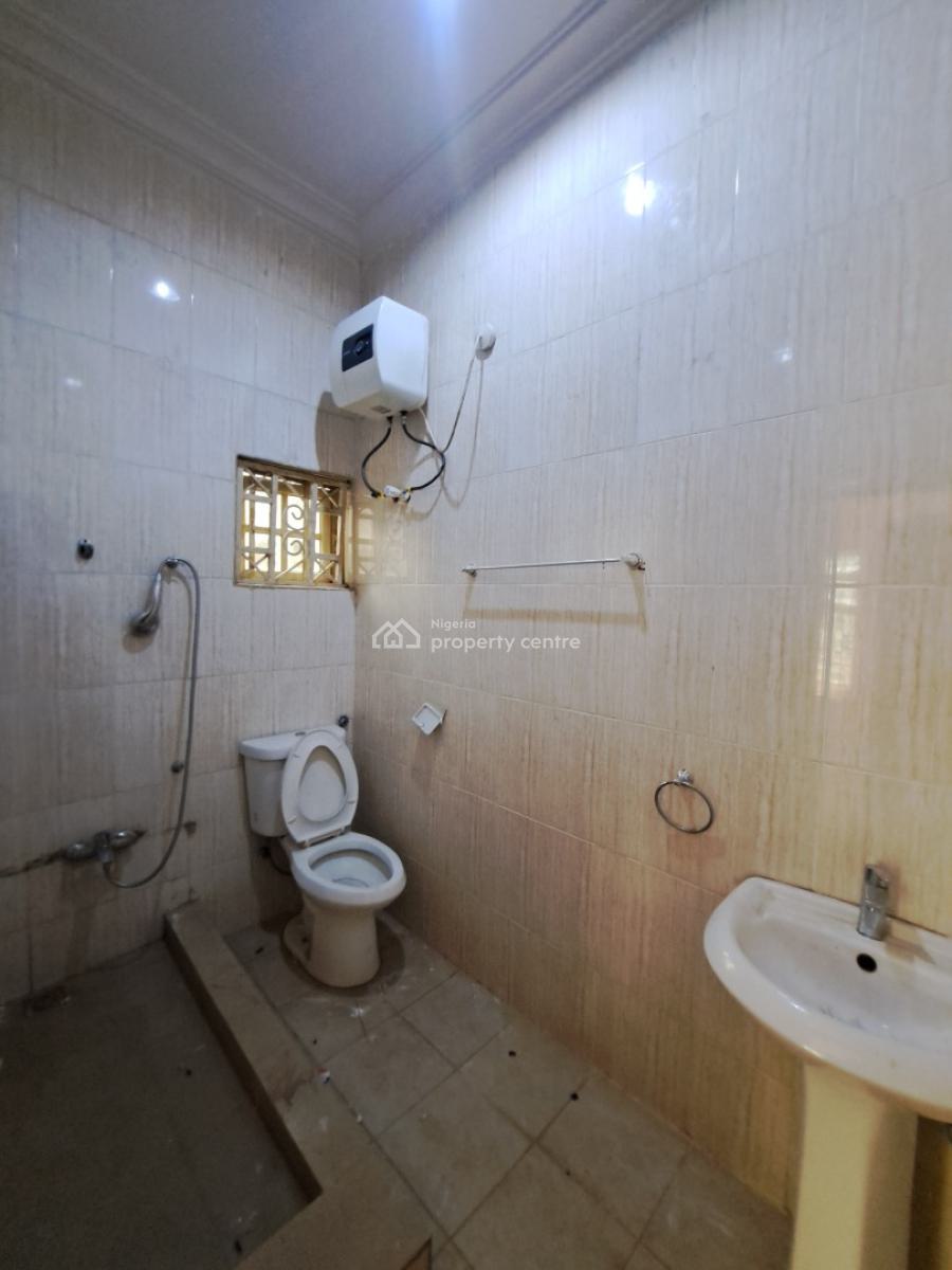 Spacious 3 Bedroom Flat, Katampe (main), Katampe, Abuja, Flat / Apartment for Rent