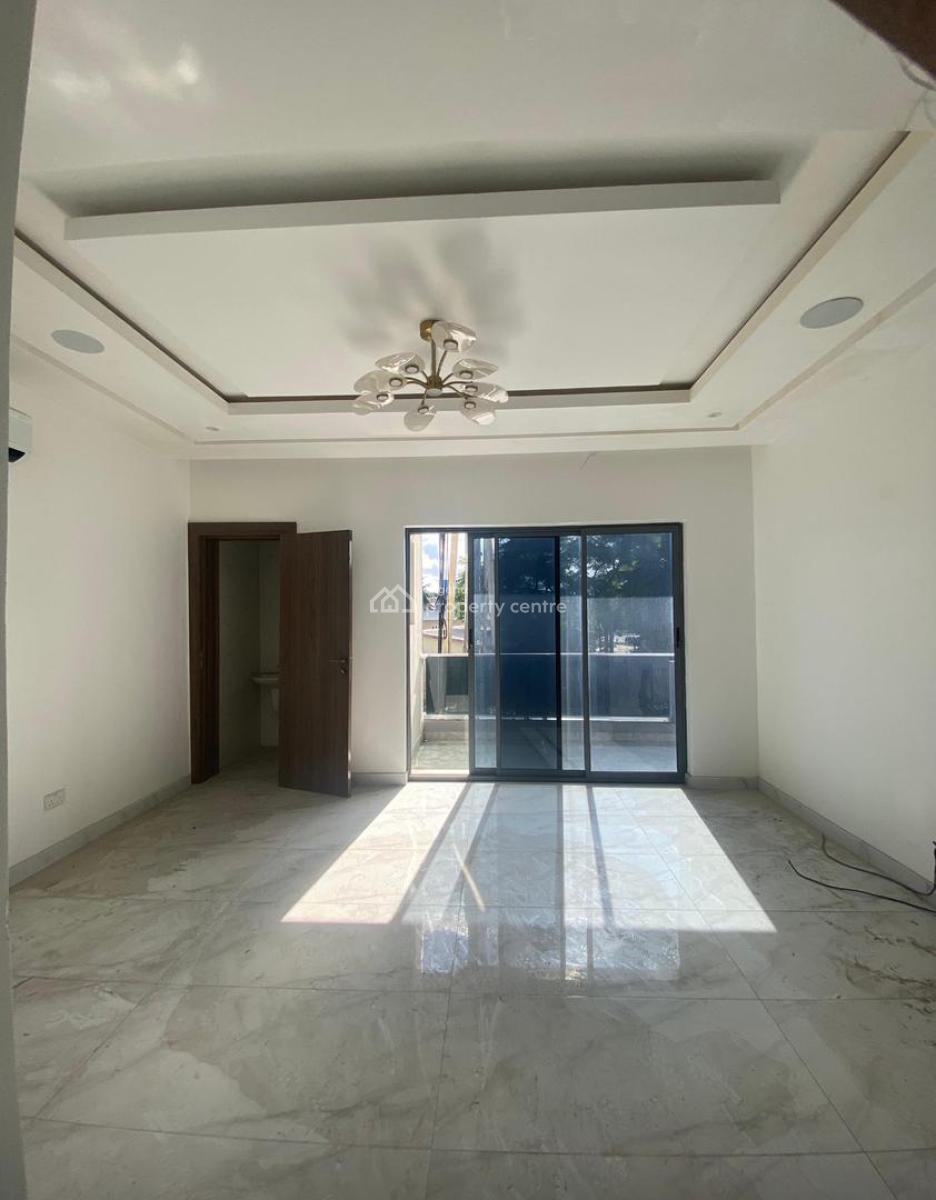 Luxury 2 Bedroom Apartment, Lekki Phase 1, Lekki, Lagos, Flat / Apartment for Rent