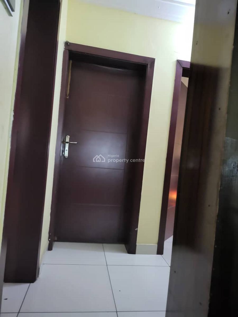 Well Maintained 5 Bedroom Terrace Duplex, Osapa London, Lekki, Lagos, Terraced Duplex for Sale