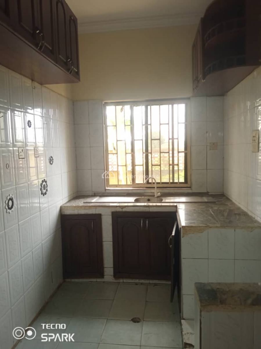 Good 2 Bedrooms Flat  Apartment 3.5 By American International School, Durumi, Abuja, Flat / Apartment for Rent