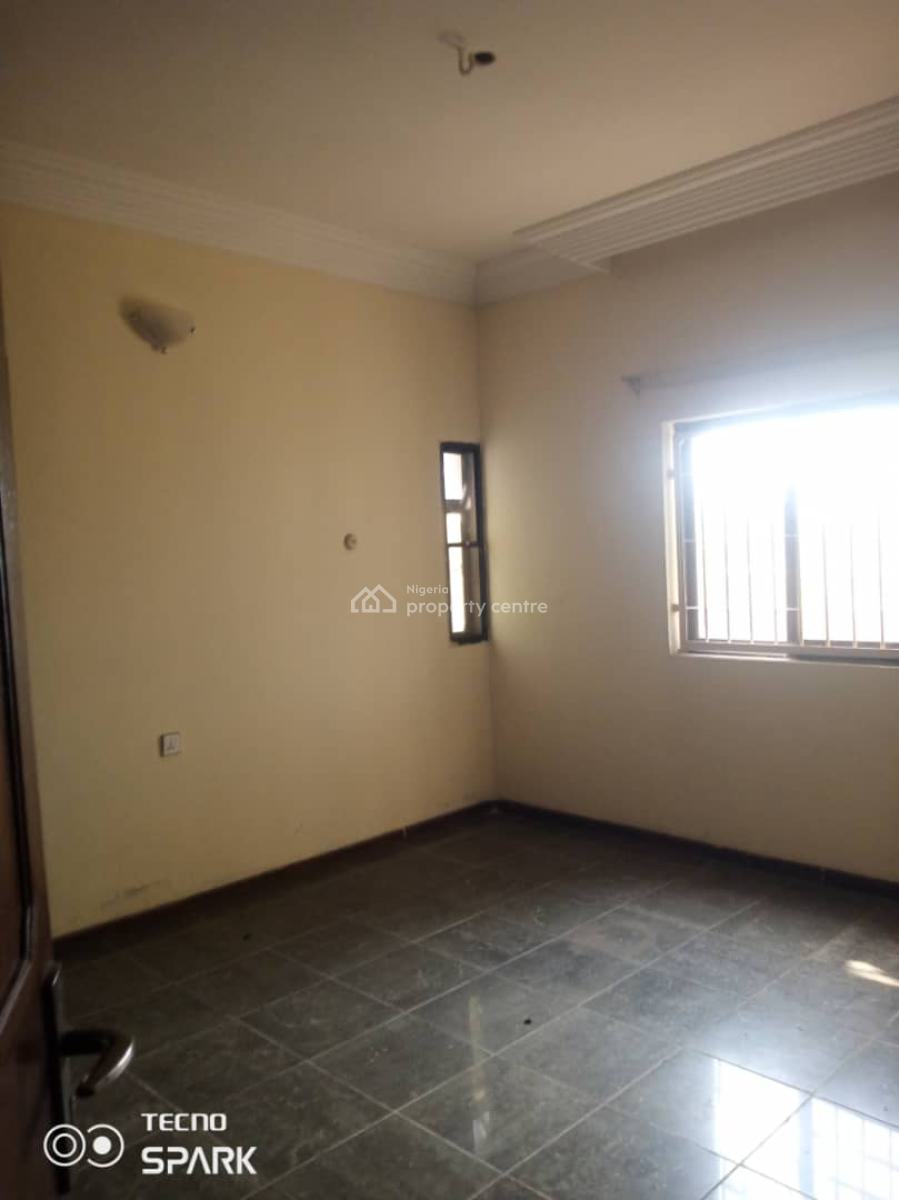 Good 2 Bedrooms Flat  Apartment 3.5 By American International School, Durumi, Abuja, Flat / Apartment for Rent