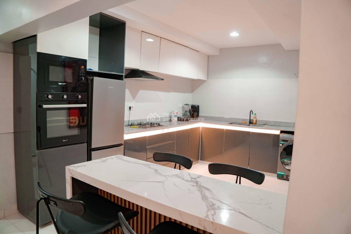 Luxurious Exclusive 2bedroom Apartment, Lekki Phase1, Lekki, Lagos, Flat / Apartment Short Let