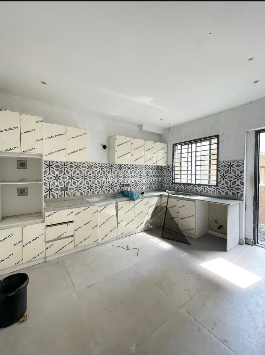 Contemporary 3 Bedroom Terrace Duplex, Lekki Phase 1, Lekki, Lagos, Terraced Duplex for Sale