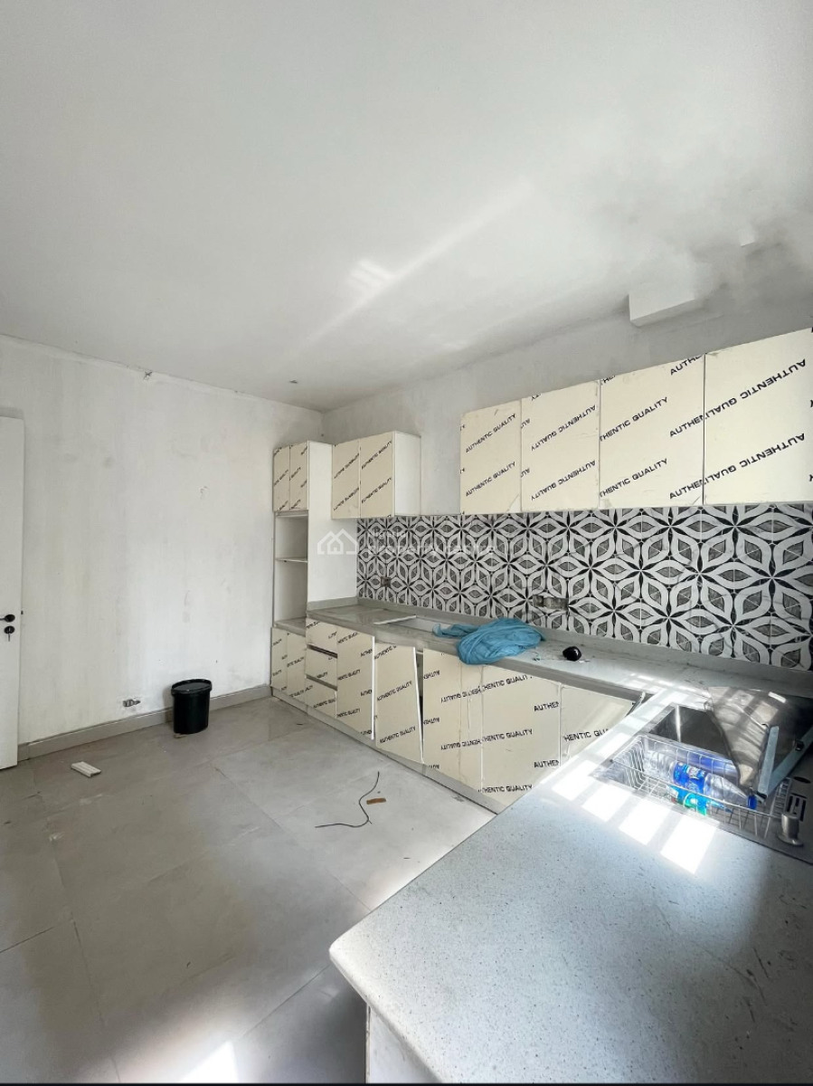 Contemporary 3 Bedroom Terrace Duplex, Lekki Phase 1, Lekki, Lagos, Terraced Duplex for Sale