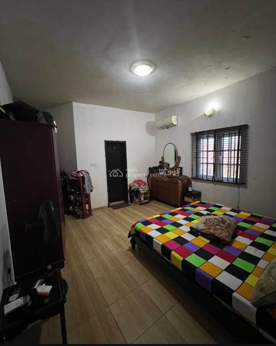 Newly Renovated 2 Bedroom Apartment, Igbo Efon, Lekki, Lagos, Flat / Apartment for Sale