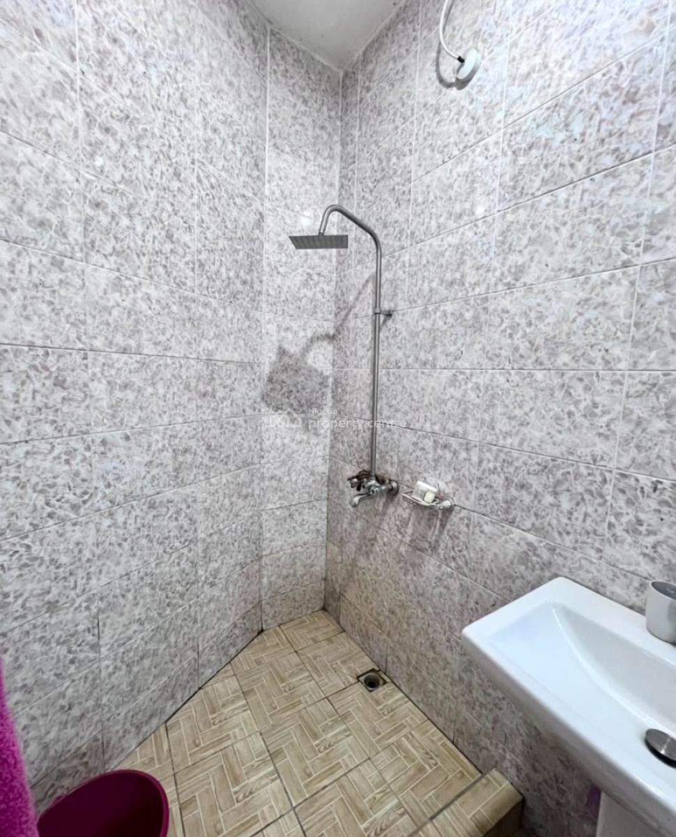 Newly Renovated 2 Bedroom Apartment, Igbo Efon, Lekki, Lagos, Flat / Apartment for Sale