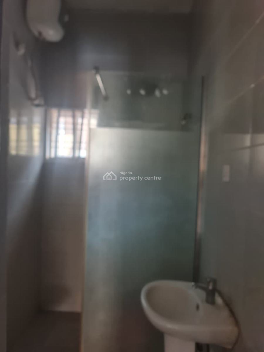 Excellent Spacious 2 Bedroom Apartment, Von Road, Lugbe District, Abuja, Flat / Apartment for Rent