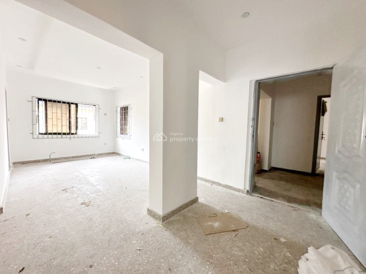 a Well Maintained Spacious 2 Bedroom Flat, Omole Phase 2, Ikeja, Lagos, Flat / Apartment for Rent