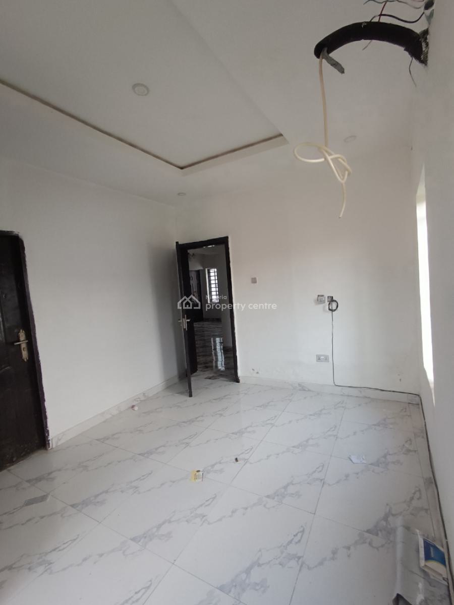 a Well Built 2bedroom Flat, Behind Peninsula Garden After Lbs Ajah Lagos, Lekki Phase 2, Lekki, Lagos, Flat / Apartment for Rent