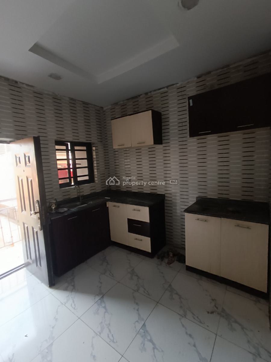 a Well Built 2bedroom Flat, Behind Peninsula Garden After Lbs Ajah Lagos, Lekki Phase 2, Lekki, Lagos, Flat / Apartment for Rent