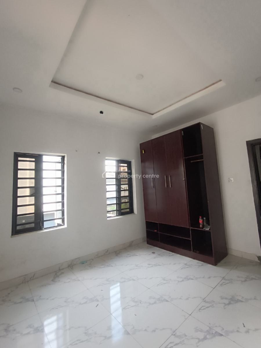 a Well Built 2bedroom Flat, Behind Peninsula Garden After Lbs Ajah Lagos, Lekki Phase 2, Lekki, Lagos, Flat / Apartment for Rent