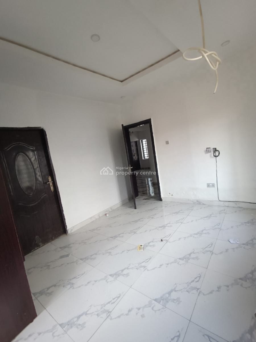 a Well Built 2bedroom Flat, Behind Peninsula Garden After Lbs Ajah Lagos, Lekki Phase 2, Lekki, Lagos, Flat / Apartment for Rent