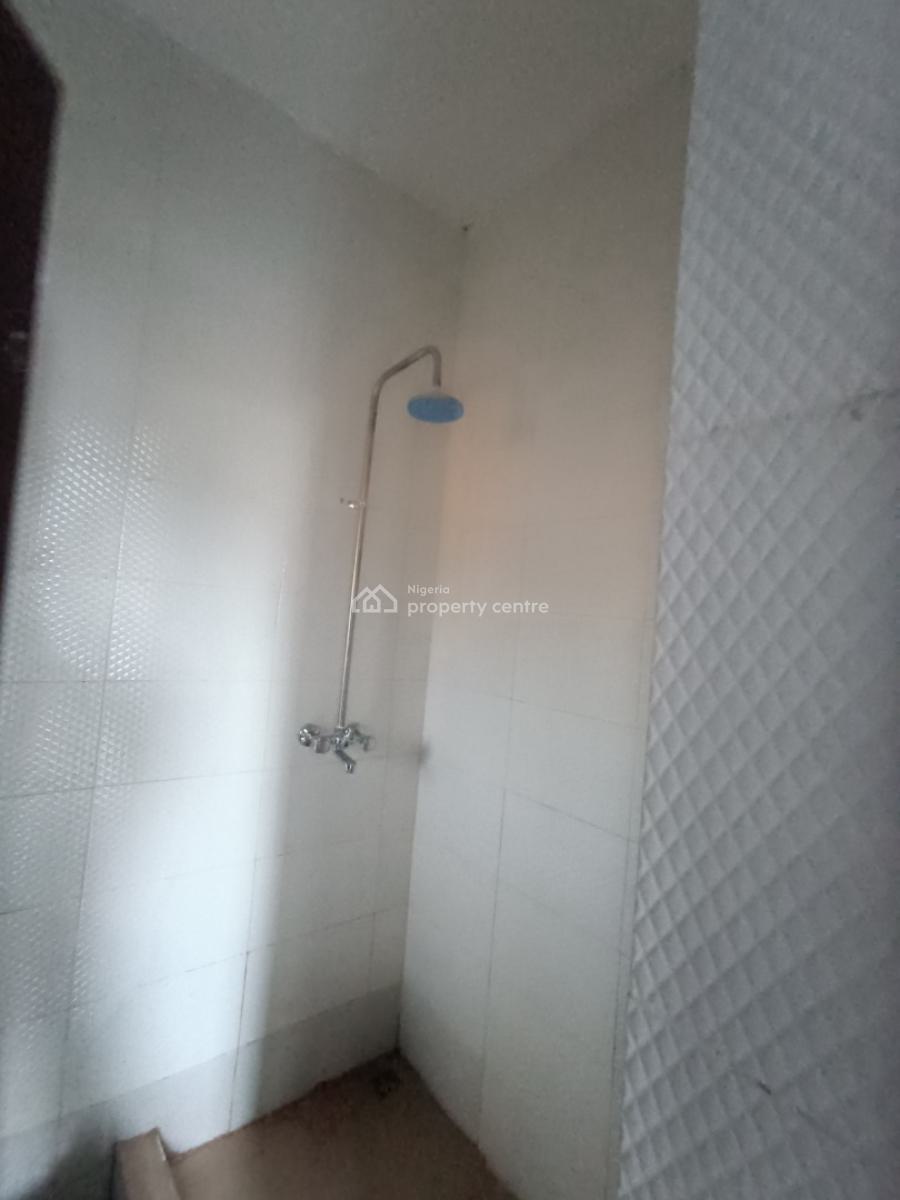a Well Built 2bedroom Flat, Behind Peninsula Garden After Lbs Ajah Lagos, Lekki Phase 2, Lekki, Lagos, Flat / Apartment for Rent