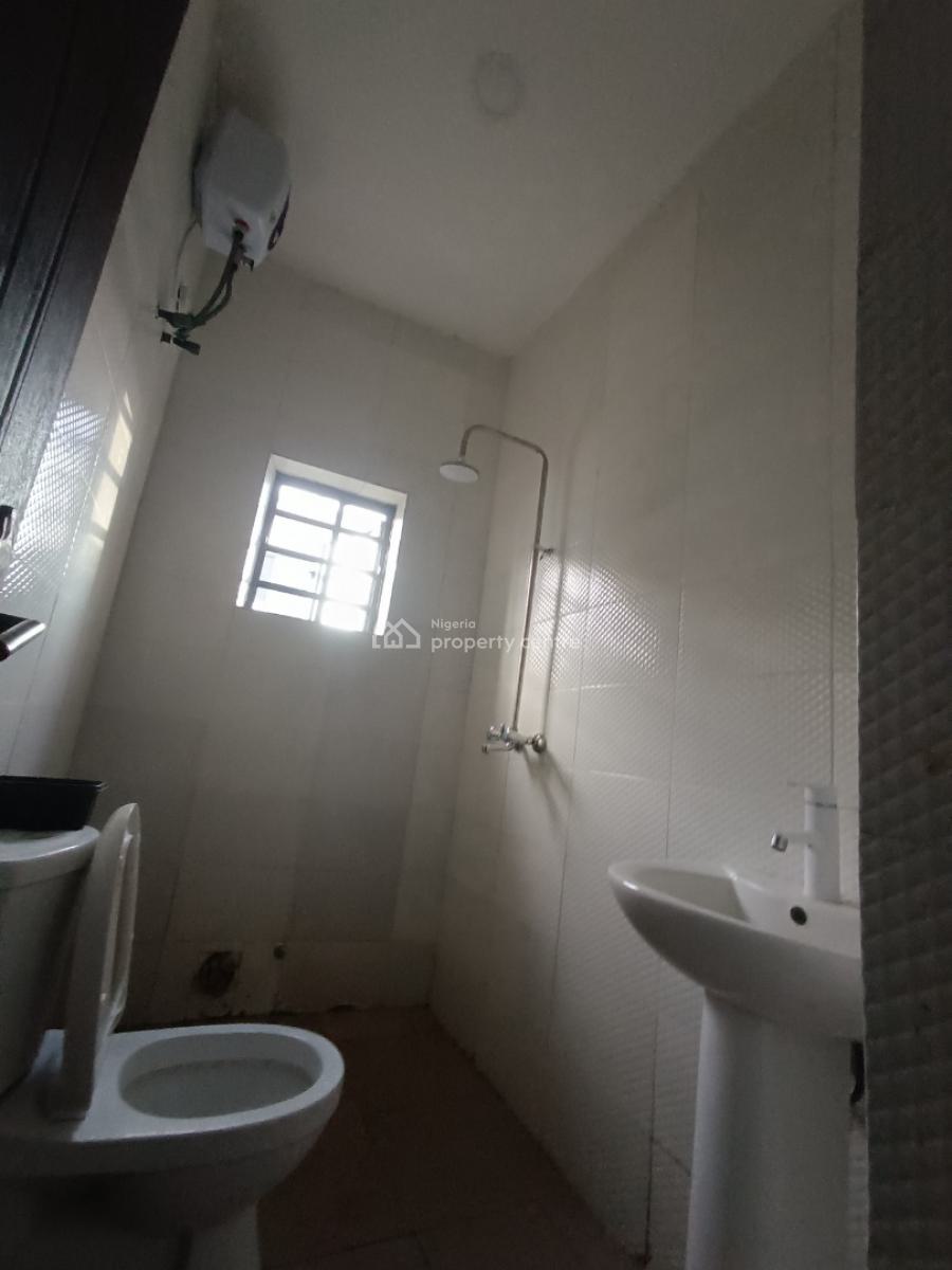 a Well Built 2bedroom Flat, Behind Peninsula Garden After Lbs Ajah Lagos, Lekki Phase 2, Lekki, Lagos, Flat / Apartment for Rent