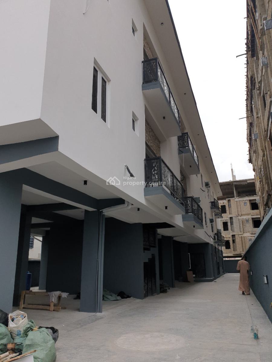 Spacious 2bedroom Flat, Ilasan, Lekki, Lagos, Flat / Apartment for Rent