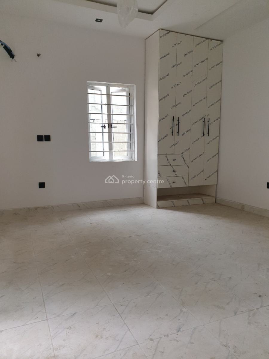 Spacious 2bedroom Flat, Ilasan, Lekki, Lagos, Flat / Apartment for Rent