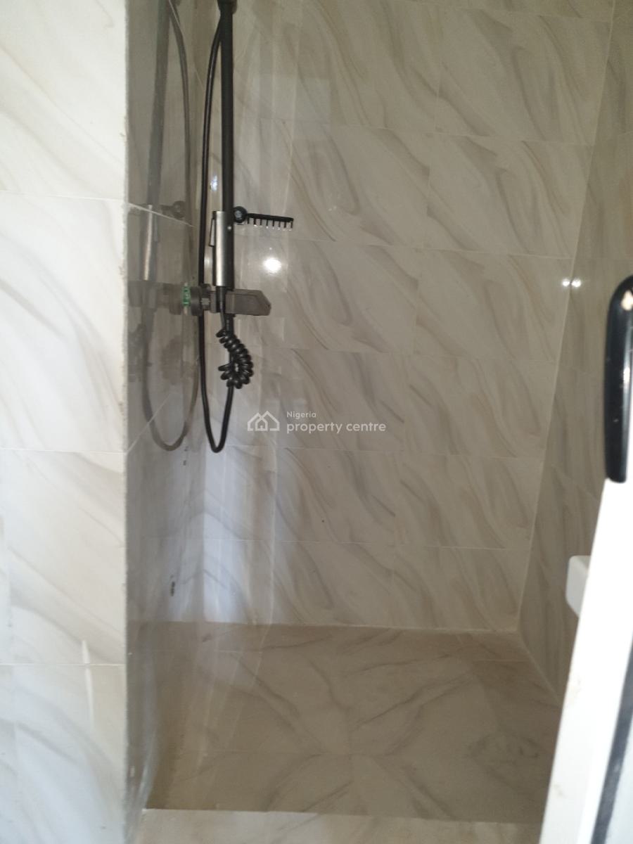 Spacious 2bedroom Flat, Ilasan, Lekki, Lagos, Flat / Apartment for Rent