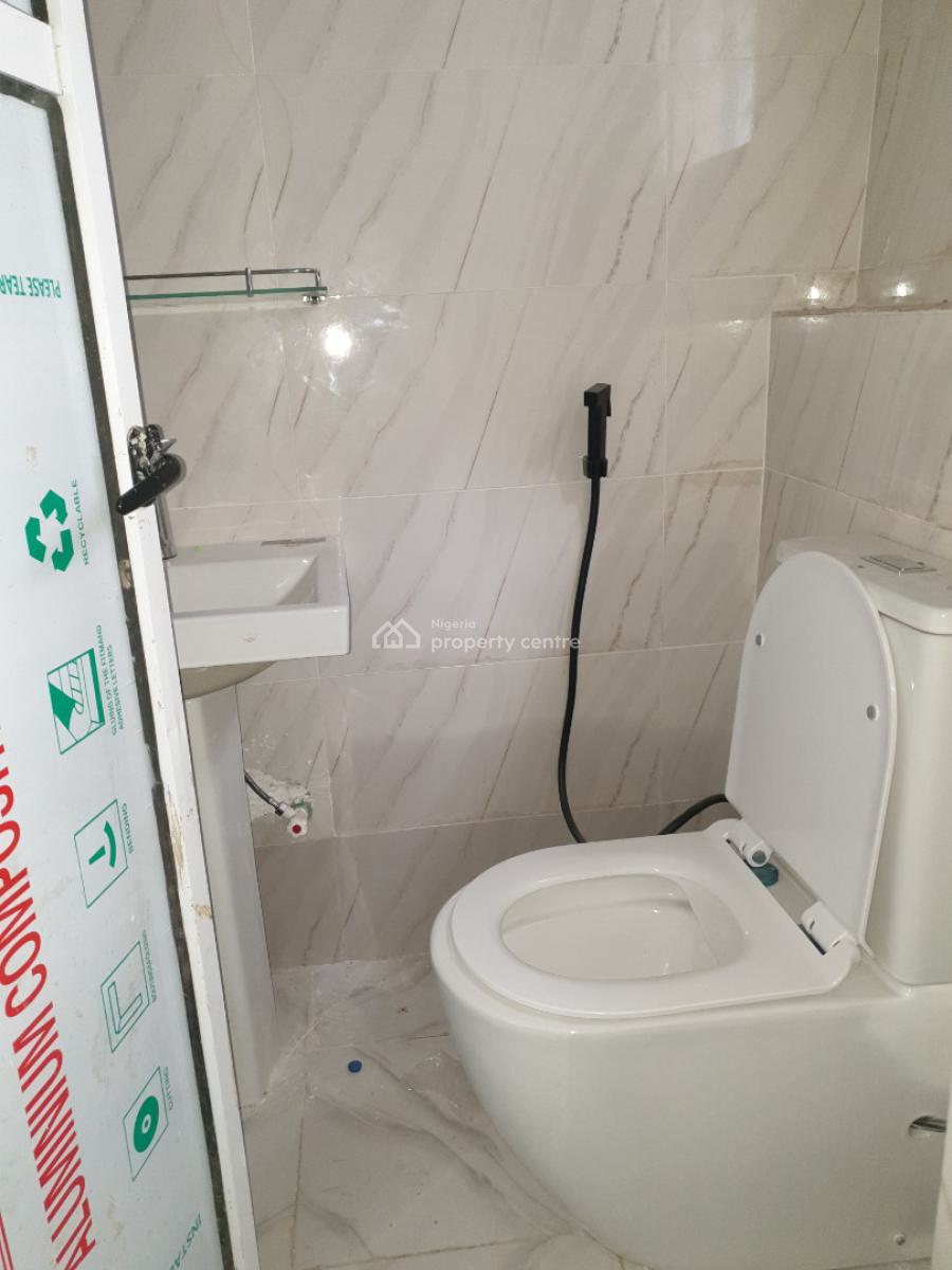 Spacious 2bedroom Flat, Ilasan, Lekki, Lagos, Flat / Apartment for Rent