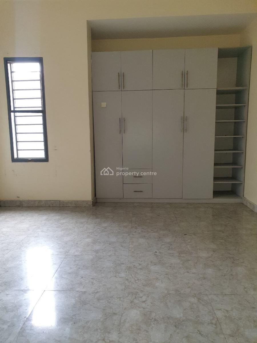 Spacious 2bedroom Flat, Ilasan Lekki, Lekki, Lagos, Flat / Apartment for Rent