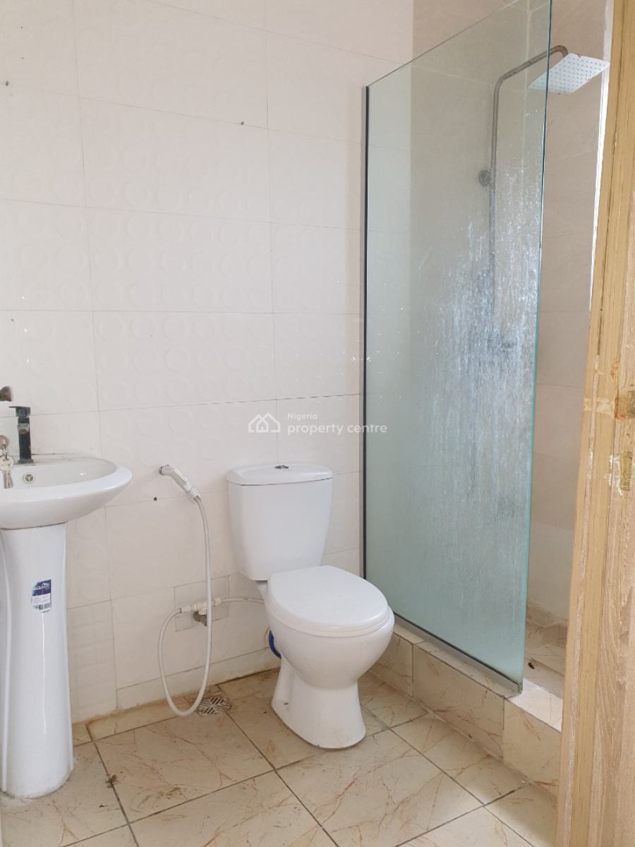 Spacious 2bedroom Flat, Ilasan Lekki, Lekki, Lagos, Flat / Apartment for Rent