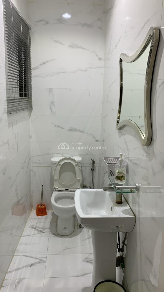 Partly Furnished & Serviced 2 Bedroom Apartment, Horizon Estate 2 Ext., Ikate Elegushi, Lekki, Lagos, Flat / Apartment for Rent