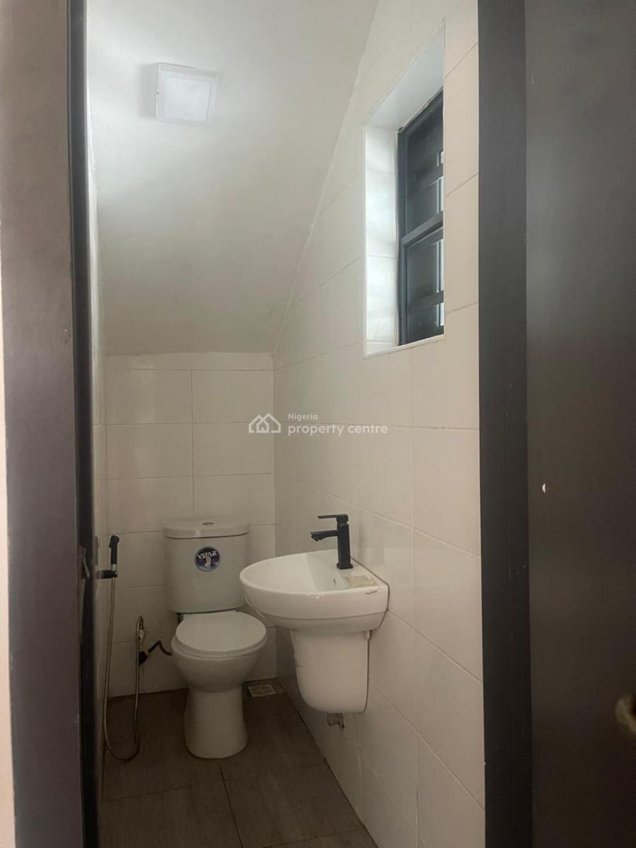 4 Bedroom Terrace Duplex, Off Toyin Ikeja, Ikeja, Lagos, Terraced Duplex for Rent