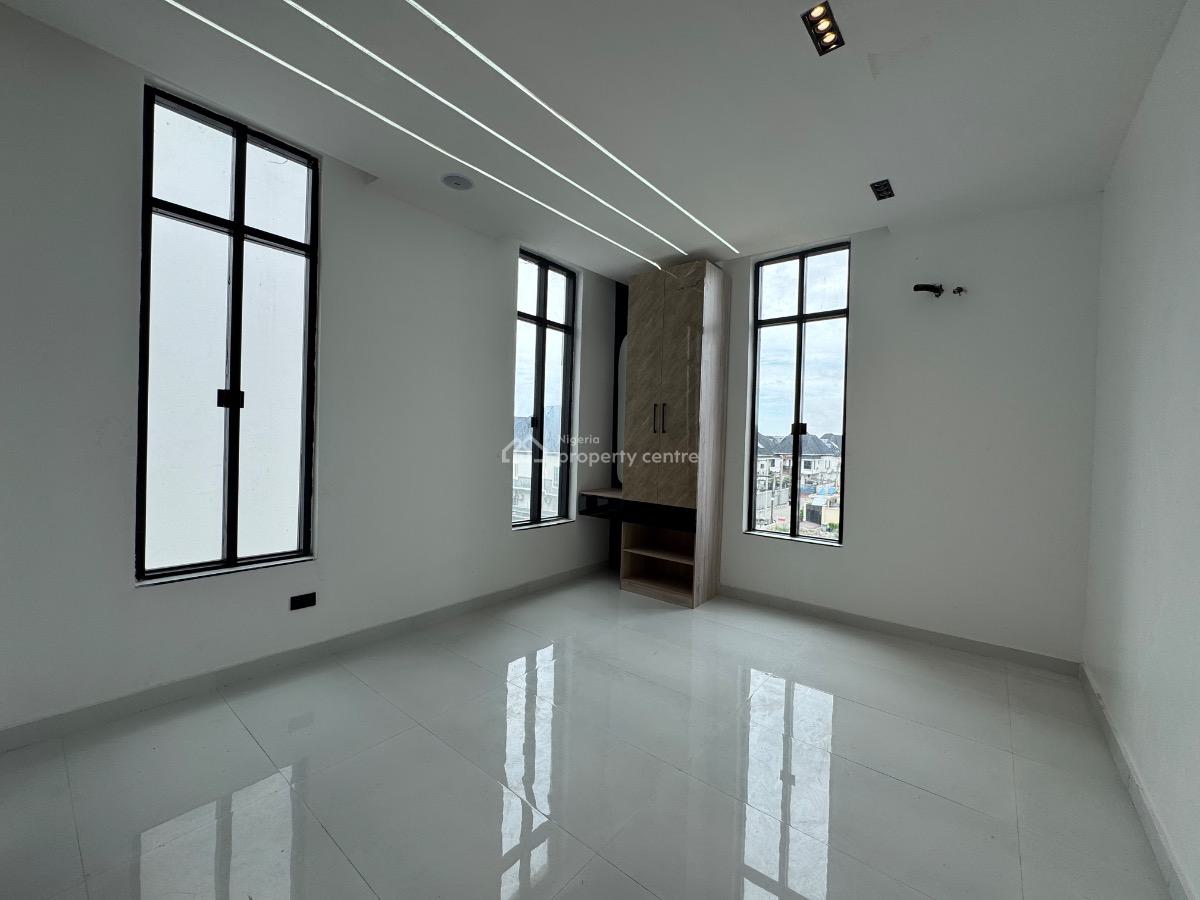 6 Bedroom Mansion with Swimming Pool, Water Fountain, Gym , Cinema, Chevron, Lekki Phase 2, Lekki, Lagos, House for Sale