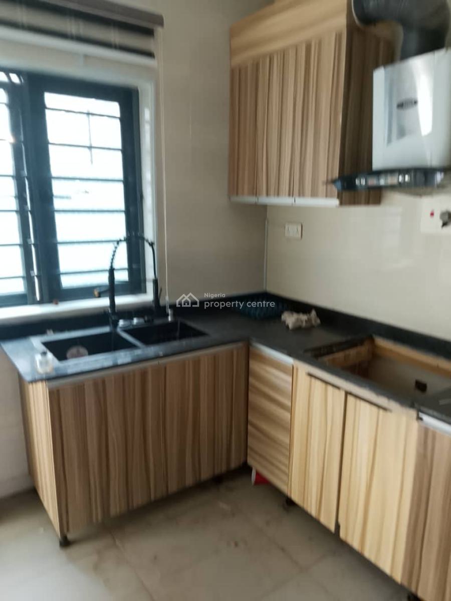 Massive 2 Bedroom Apartment, Ilasan, Ikate, Lekki, Lagos, Flat / Apartment for Rent
