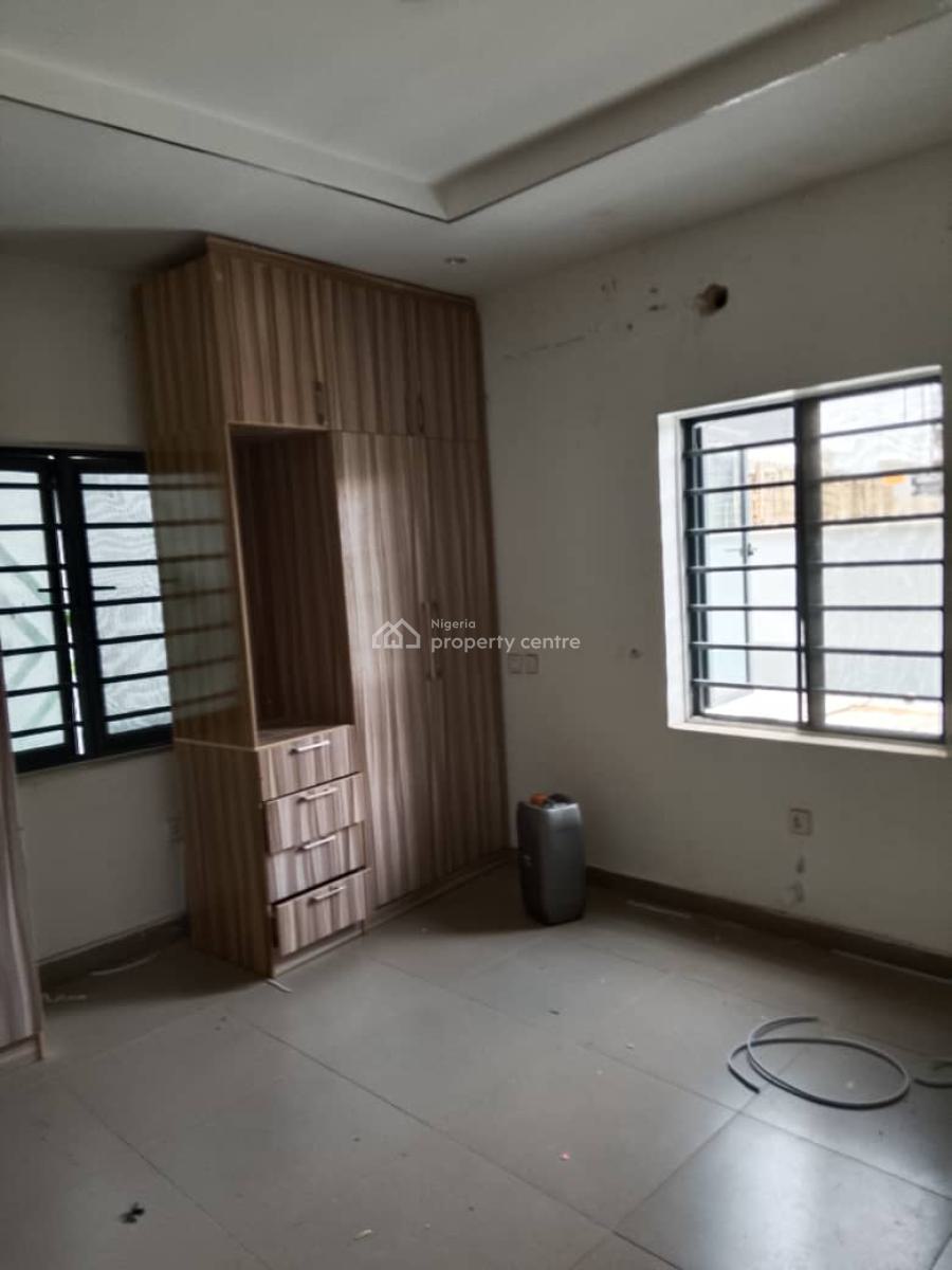 Massive 2 Bedroom Apartment, Ilasan, Ikate, Lekki, Lagos, Flat / Apartment for Rent