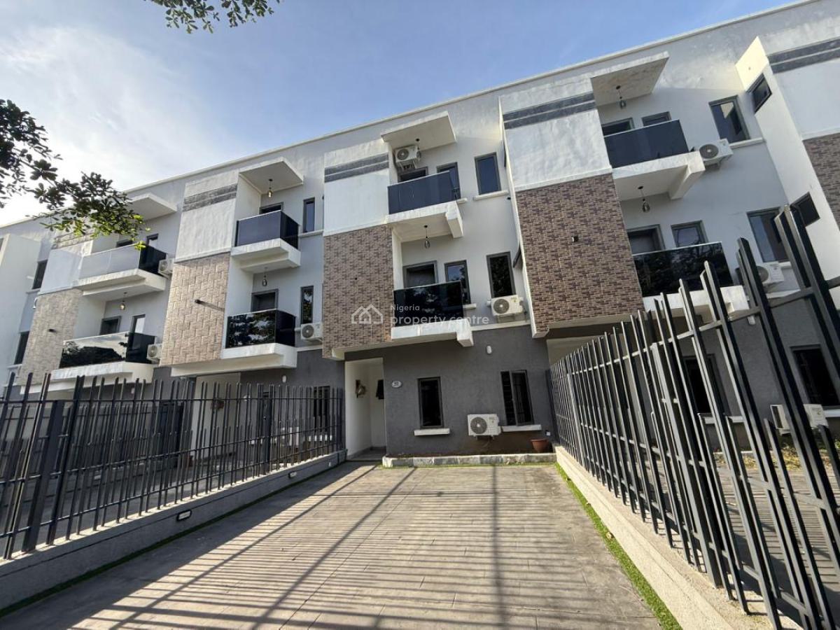 4 Bedroom Terrace with Bq, Zone 7, Wuse, Abuja, Terraced Duplex for Rent