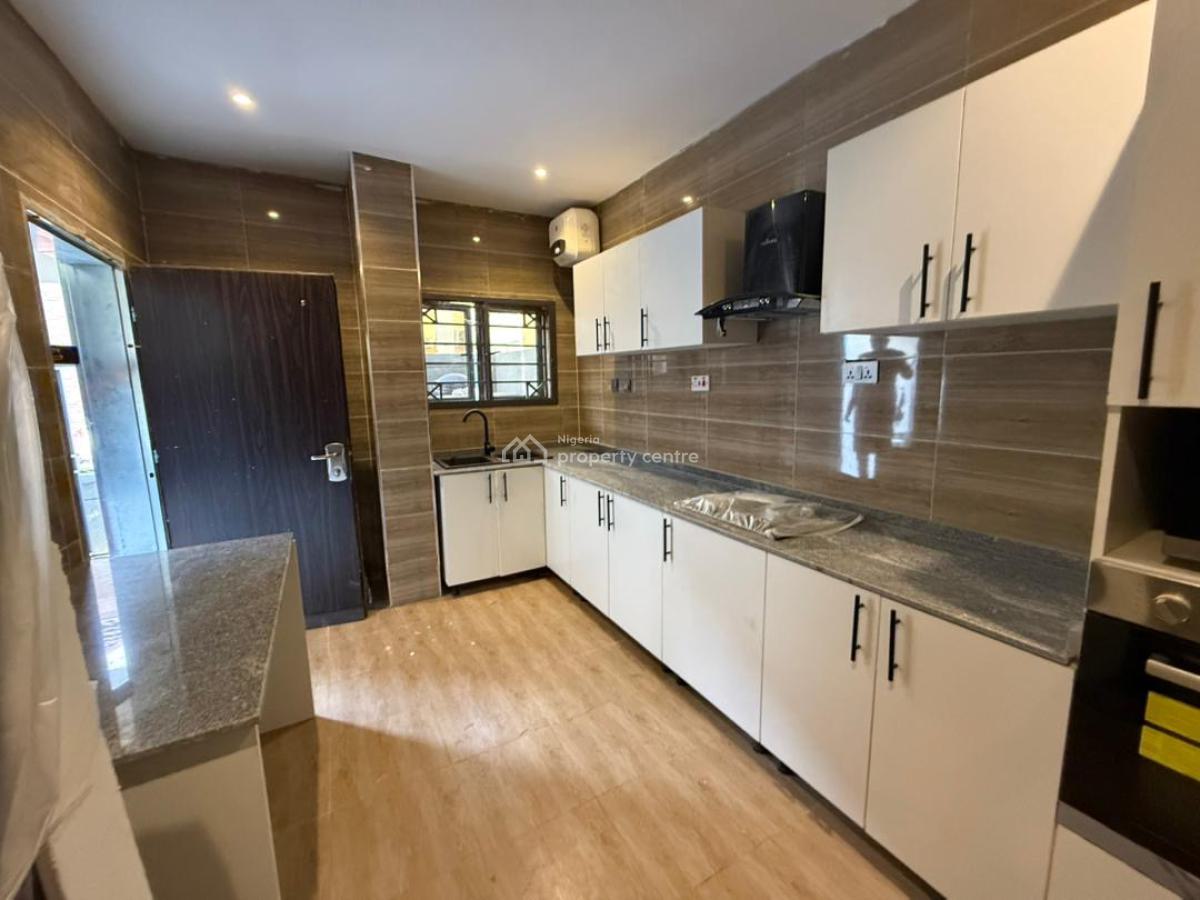 4 Bedroom Terrace with Bq, Zone 7, Wuse, Abuja, Terraced Duplex for Rent