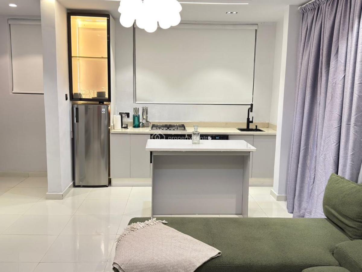 Luxury One Bedroom Apartment with Swimming Pool, Keffi Suites, Ikoyi, Lagos, Flat / Apartment Short Let