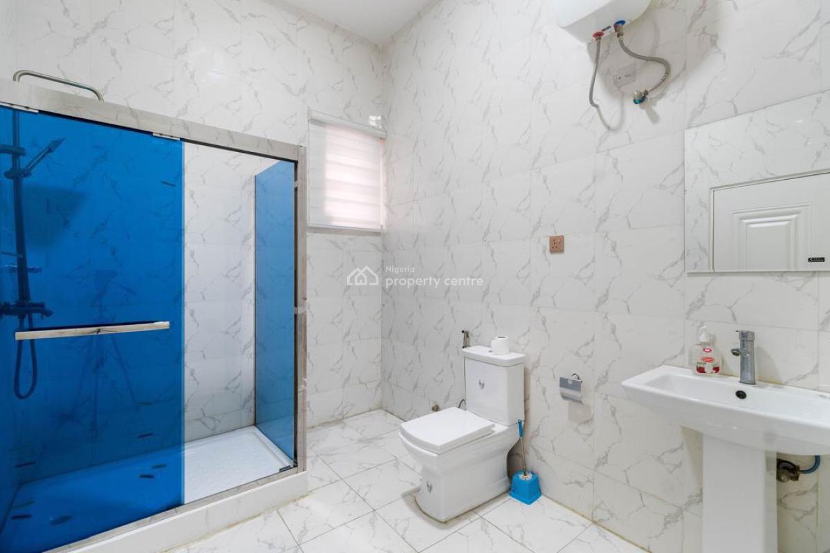 Luxury Sharp 4 Bedrooms Apartment with Ps5 & Swimming Pool, Orchid Road, Lekki, Lagos, Flat / Apartment Short Let