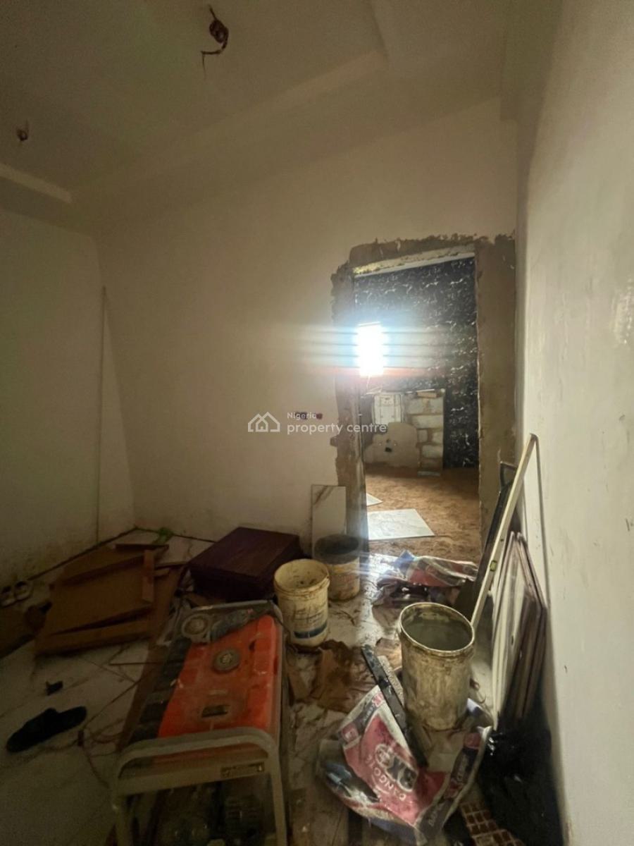 5 Bedroom Semi Detached Duplex with Bq, Gwarinpa, Abuja, Semi-detached Duplex for Sale