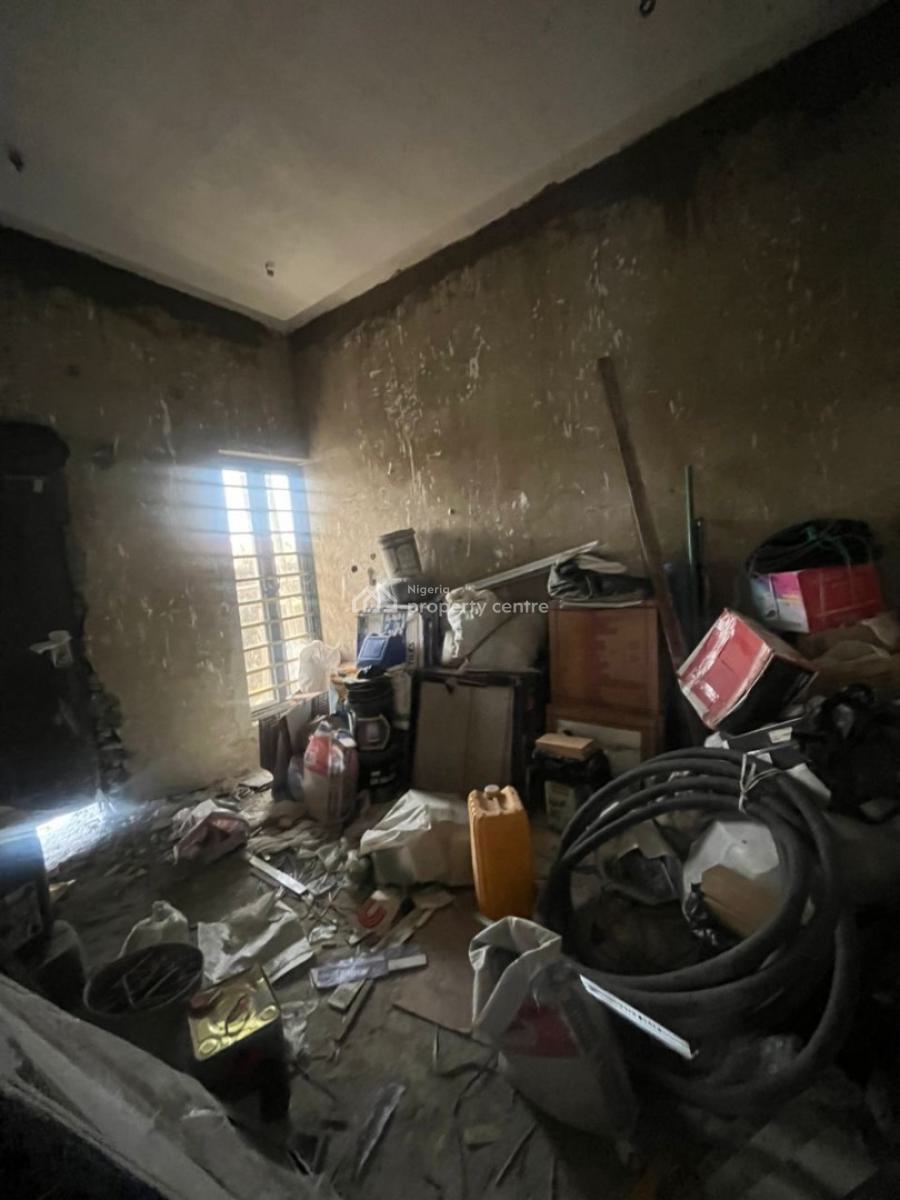 5 Bedroom Semi Detached Duplex with Bq, Gwarinpa, Abuja, Semi-detached Duplex for Sale