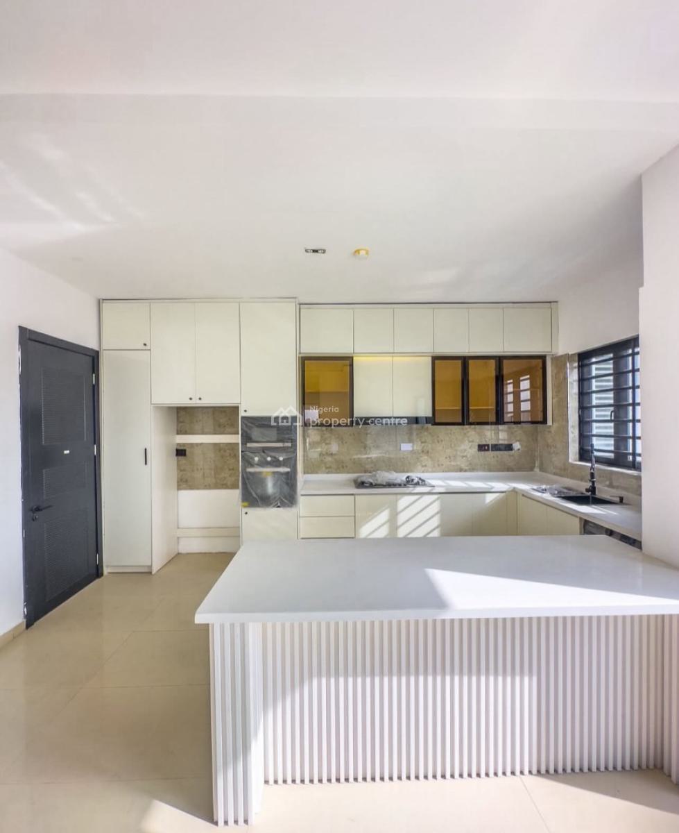 Luxury 3 Bedroom Apartment, Lekki Phase 1, Lekki Phase 1, Lekki, Lagos, Flat / Apartment for Sale
