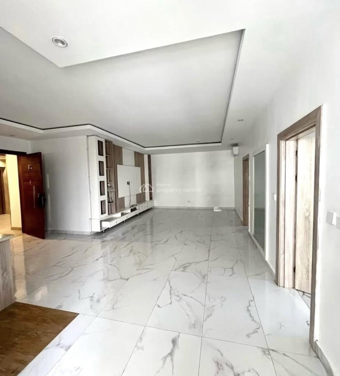 Luxurious 2 Bedroom Apartment with Elevator, Swimming Pool and Gym, Lekki Phase 1, Lekki, Lagos, Flat / Apartment for Rent