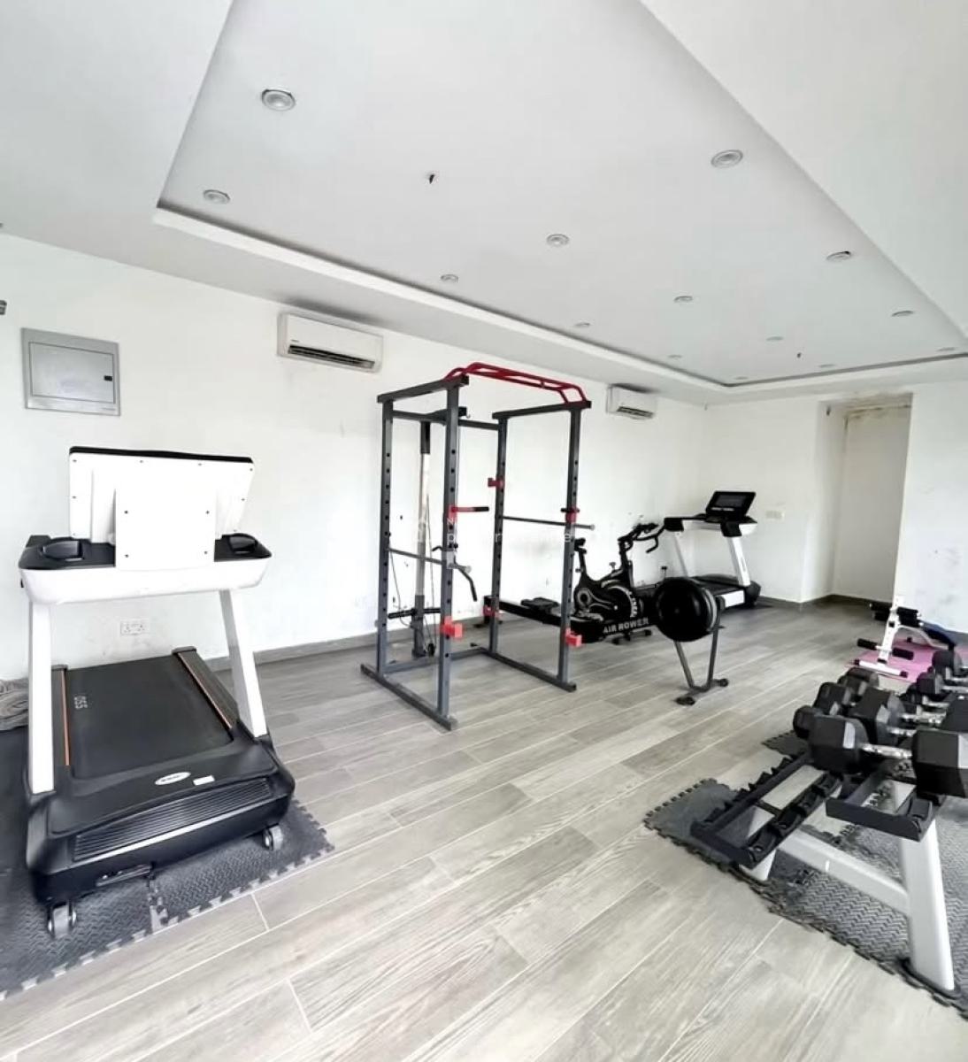 Luxurious 2 Bedroom Apartment with Elevator, Swimming Pool and Gym, Lekki Phase 1, Lekki, Lagos, Flat / Apartment for Rent
