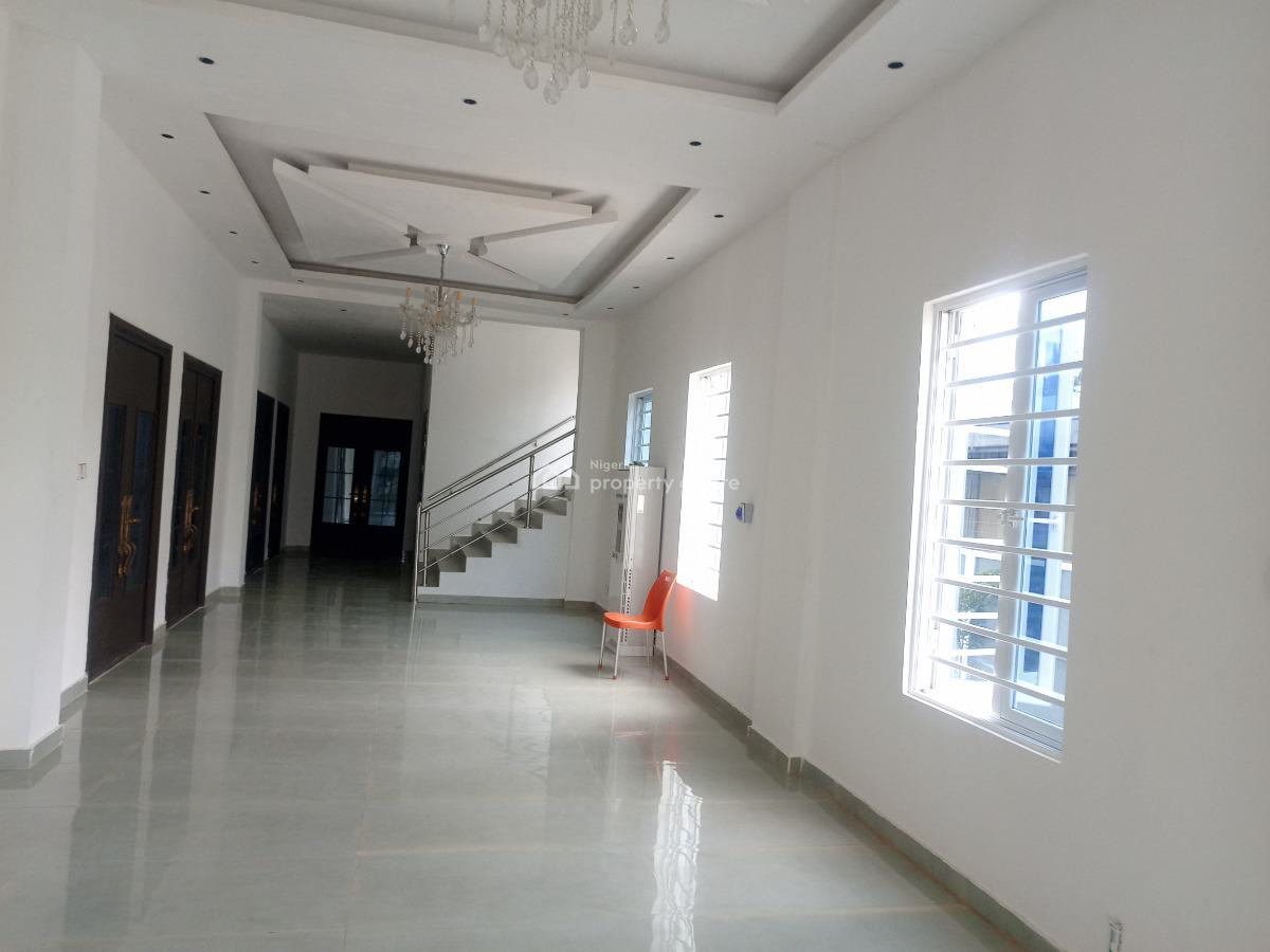 880sqm Office Space Located in a Serene Secured Neighborhood, Ikeja, Lagos, Office Space for Rent