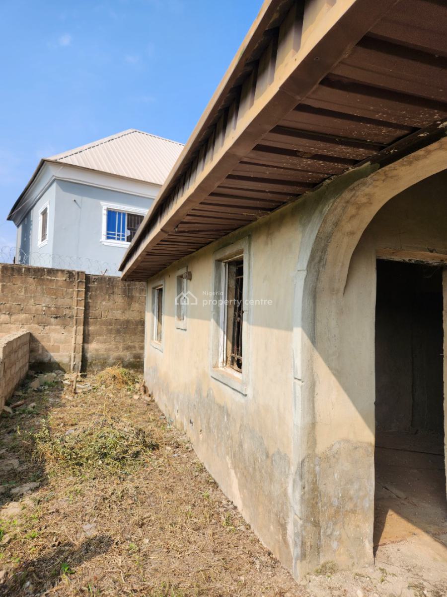 Lovely Uncompleted Twin 3 Bedroom Apartments Bungalow, Zone Q Estate, Jawe, Odo Ona Kekere Off Olf Lagos Road, Ibadan, Oyo, Detached Bungalow for Sale